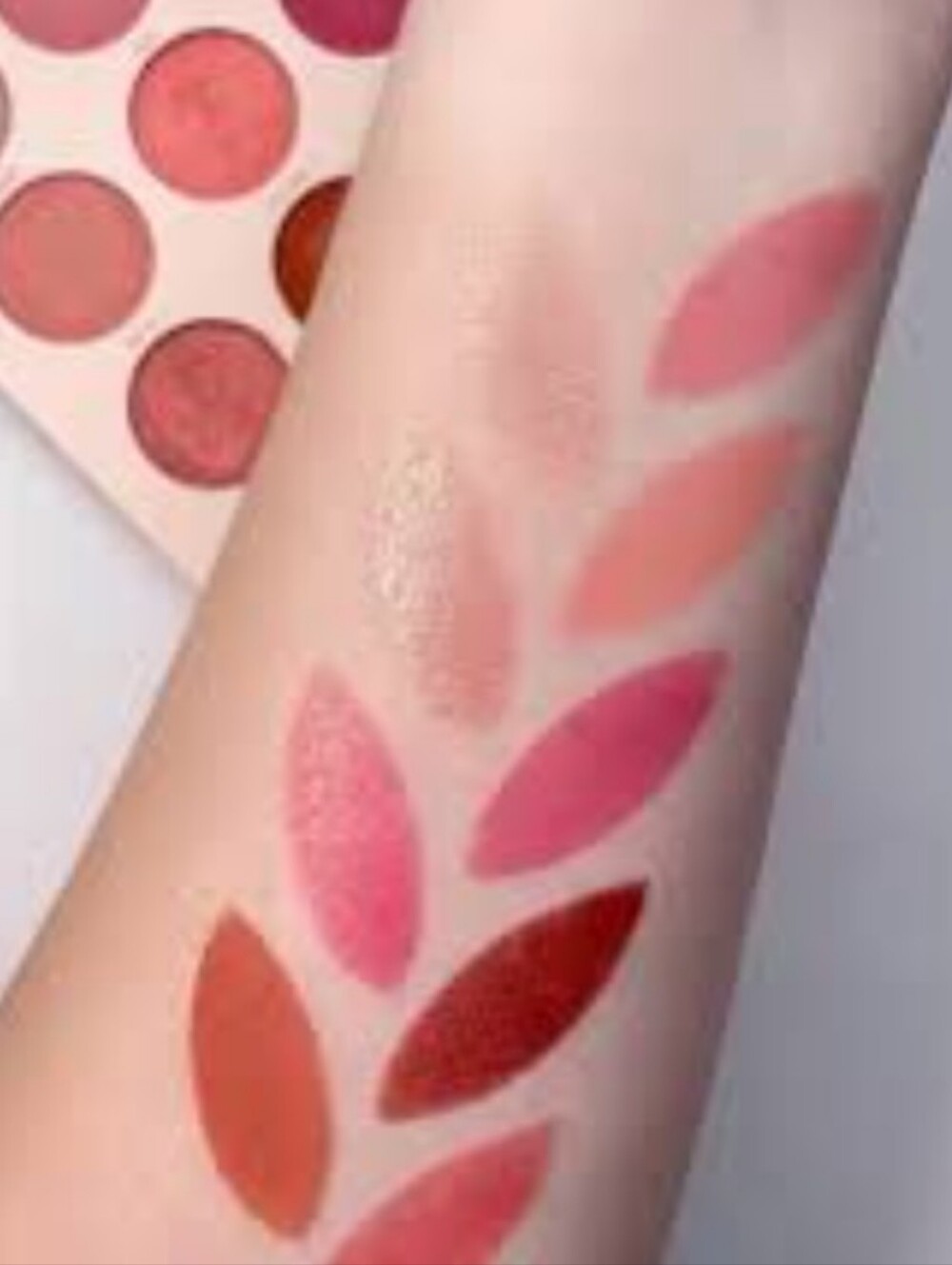 NEW | Morphe 9P Petal Passion Pallette - Picture 2 of 7